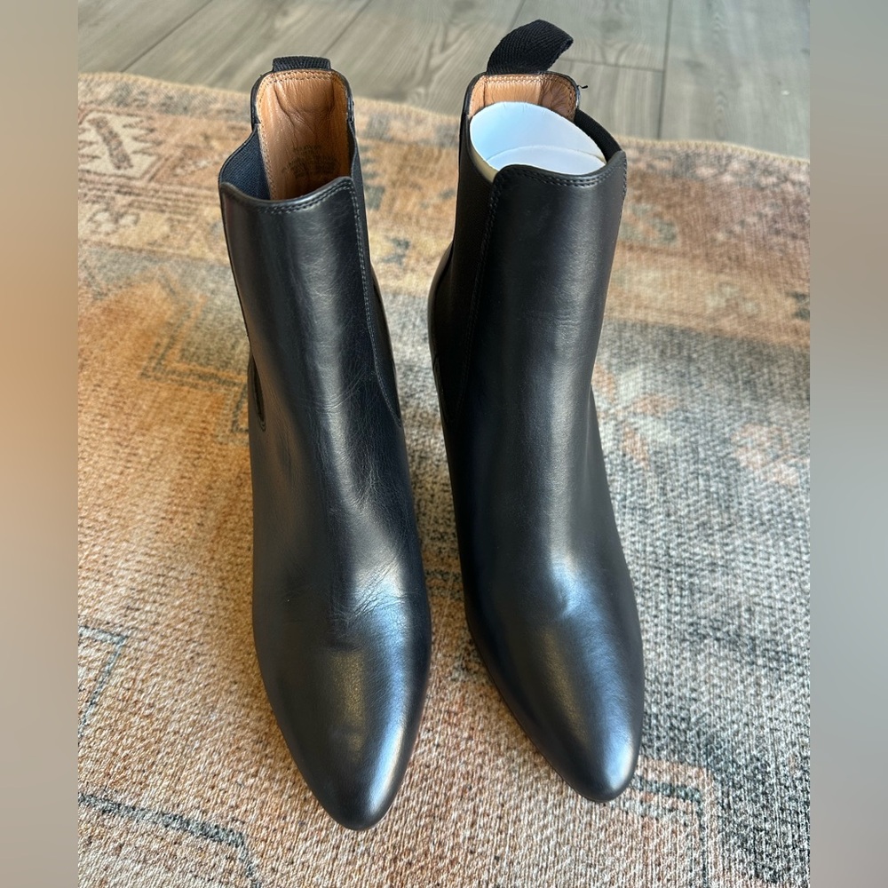 New without box Polo Ralph Lauren Vachetta Calfskin Kitten-Heel Boots - Picture 4 of 8
